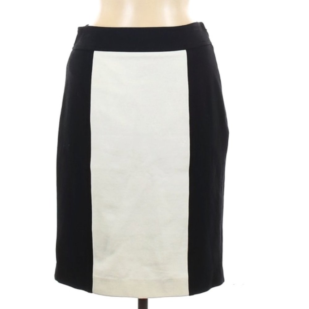 New Without Tags White House Black Market Skirt Size 14